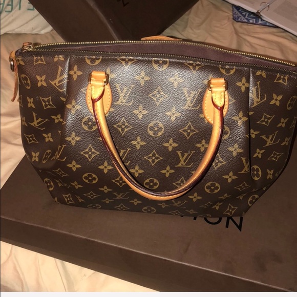 SOLD - Picture 2 of 8